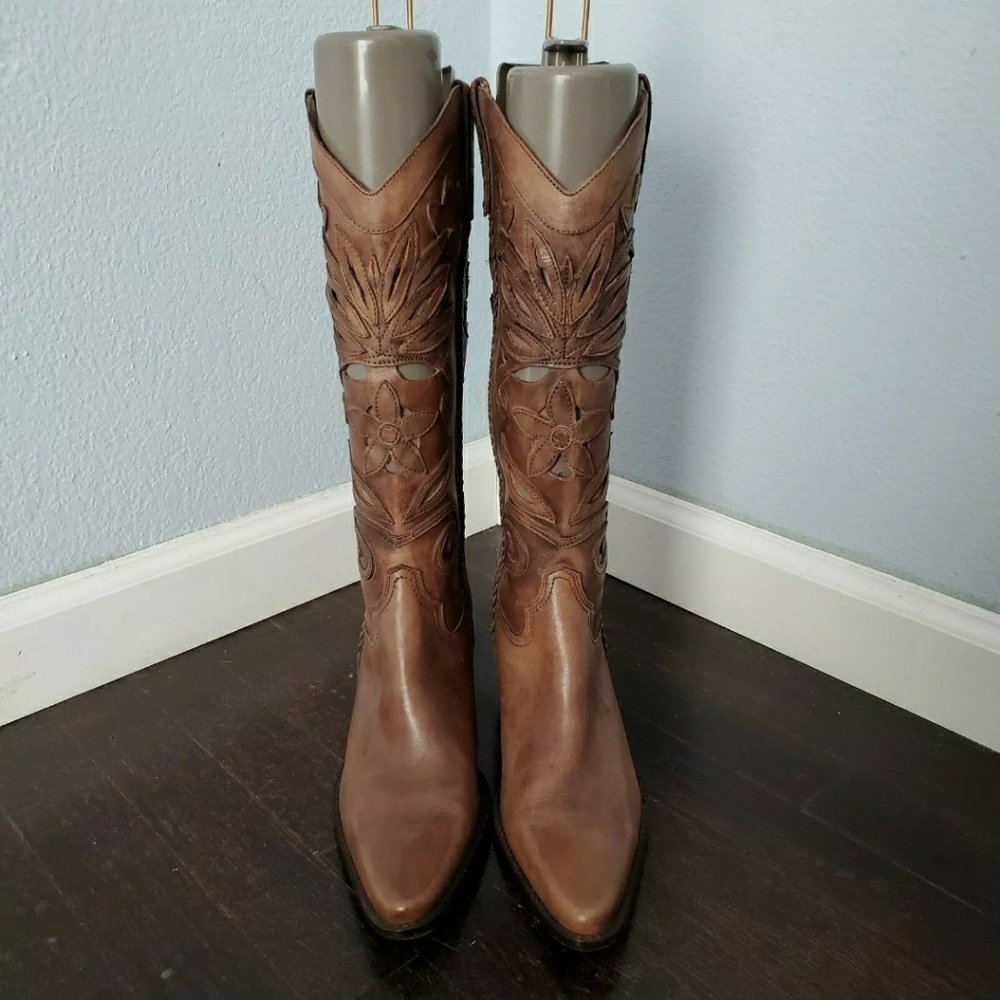 Matisse Cutout Leather Western Boots - Picture 2 of 7